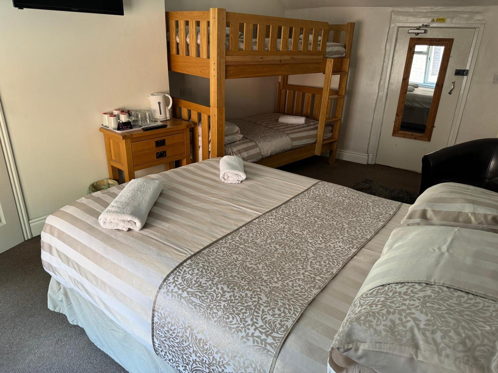 Severn Valley Guest House Беудли Экстерьер фото